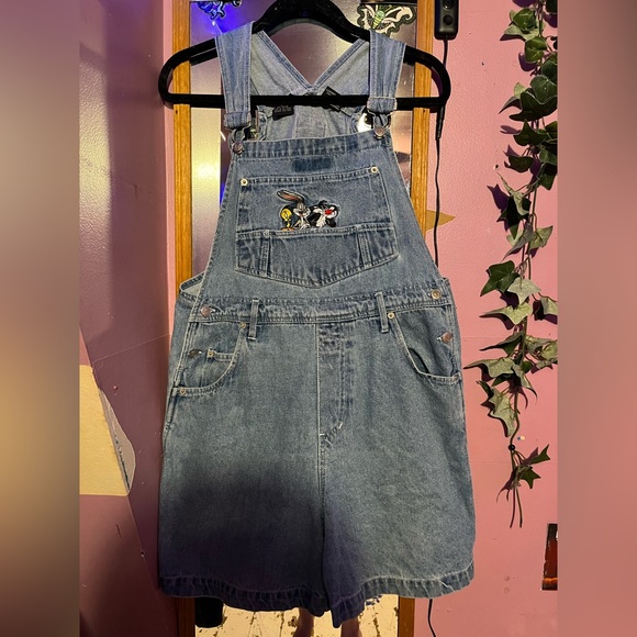 Vintage Loony Toons overalls - Picture 2 of 9